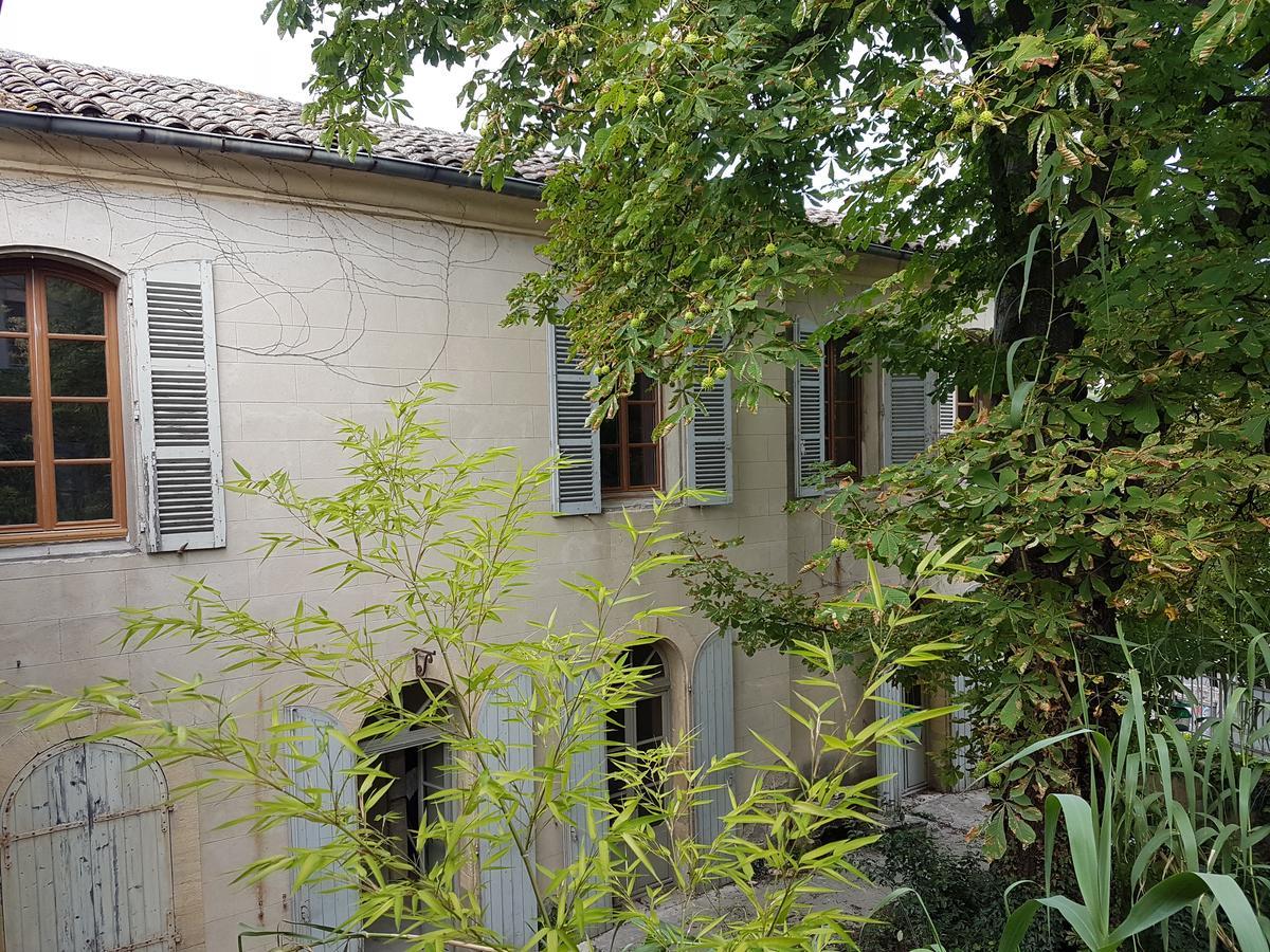 La Maison Des Marronniers Uzes Exterior photo